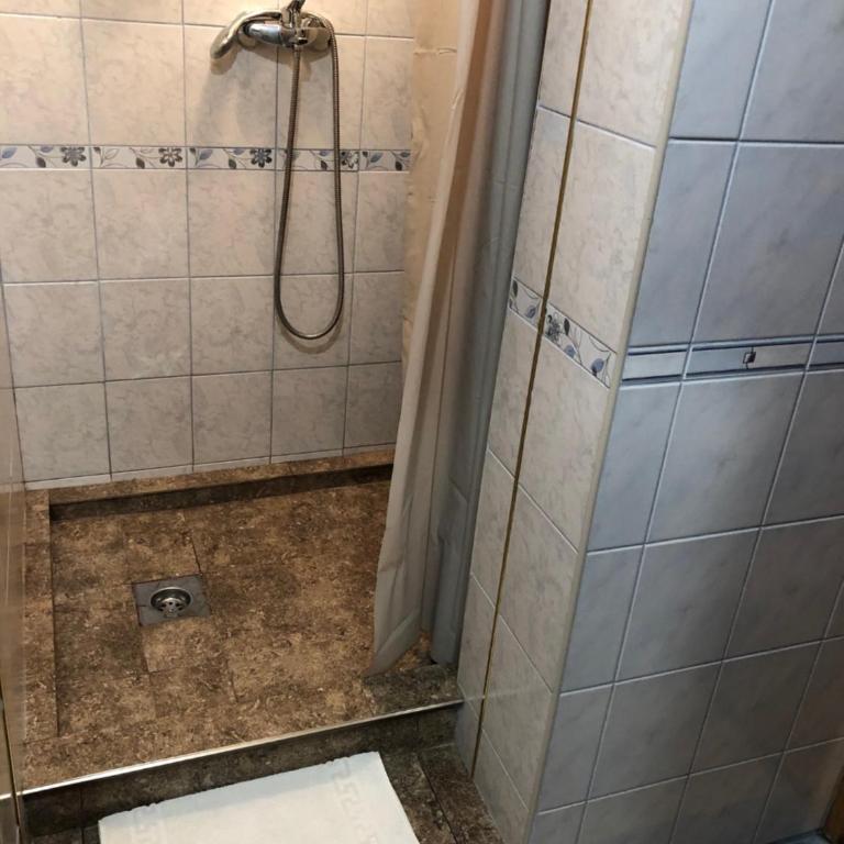 House Greda - Three-Bedroom House - 17