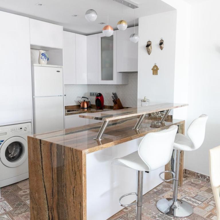 Apartamento Puerto Deportivo - Apartamento con vistas al mar - 18