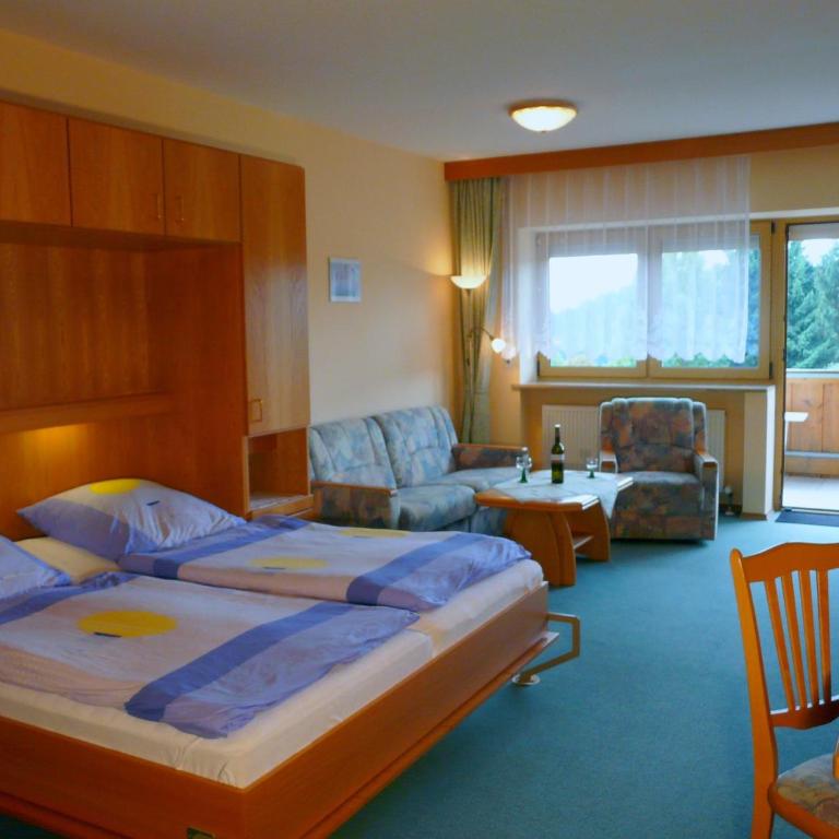 Gästeappartements Sonnenland - Apartment mit Balkon - 1