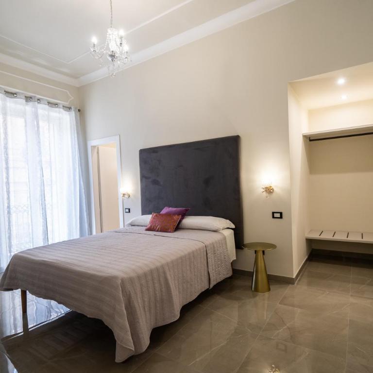 Amaris - Double Room with Private Bathroom - 15