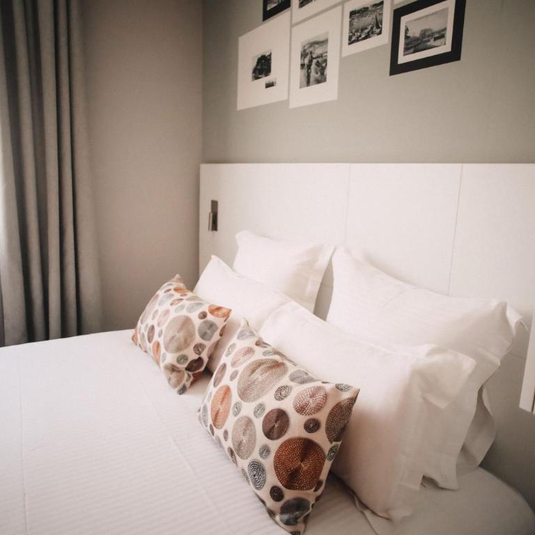 Best Western Plus La Corniche - Chambre Familiale Exécutive - sans Vue sur Mer - 4