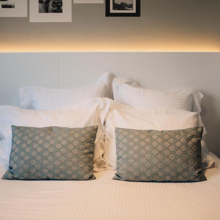 Best Western Plus La Corniche - Chambre Lit Queen-Size Confort - Non-Fumeurs - 5