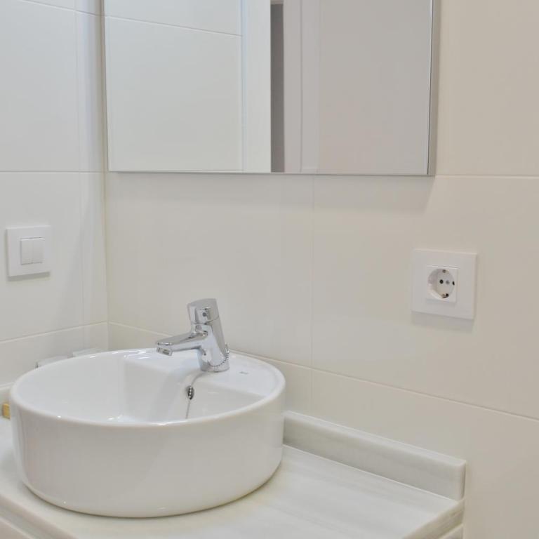SunShine Cruz Conde - One-Bedroom Apartment - 10
