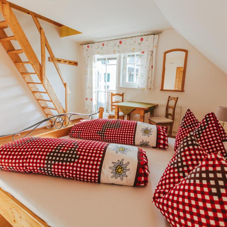 Gästezimmer & Buschenschank mit Weingut Hack-Gebell - Doppelzimmer - 2