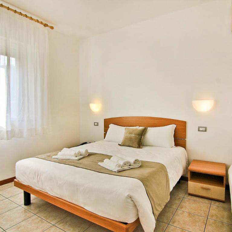 Hotel La Perla - Dreibettzimmer - 9