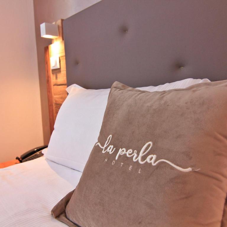 Hotel La Perla - Doppel- oder Zweibettzimmer - 10