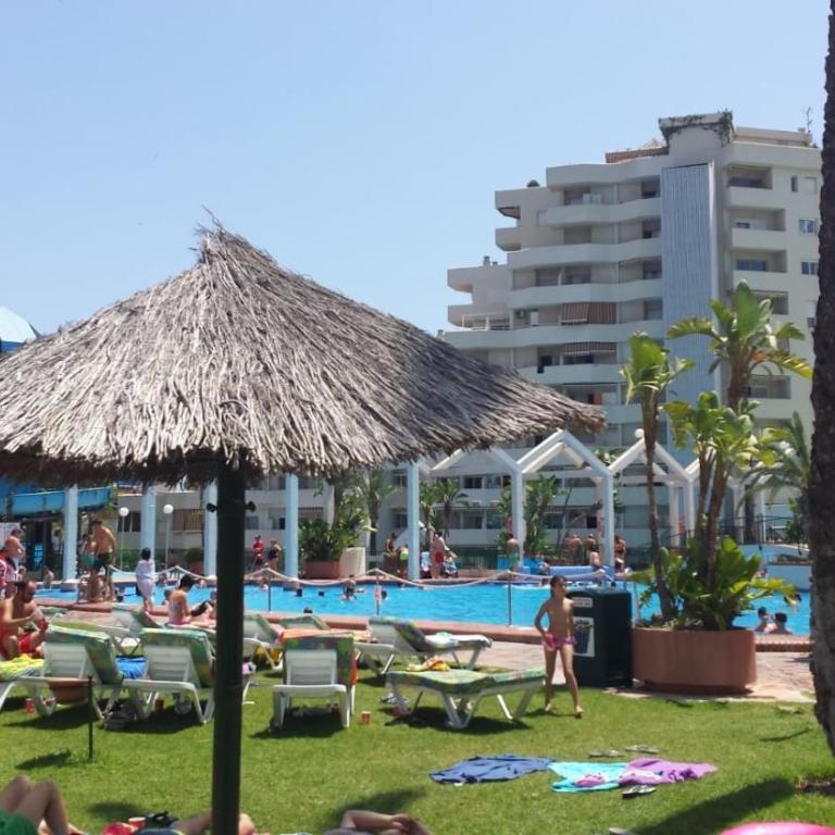 BENALBEACH Vistas al mar con Parking y Wifi - Apartamento de 1 dormitorio con balcón y vistas al mar - 42
