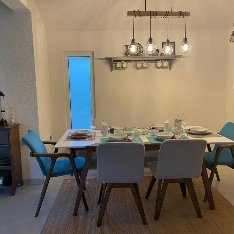 Una Verde - Two-Bedroom House - 7