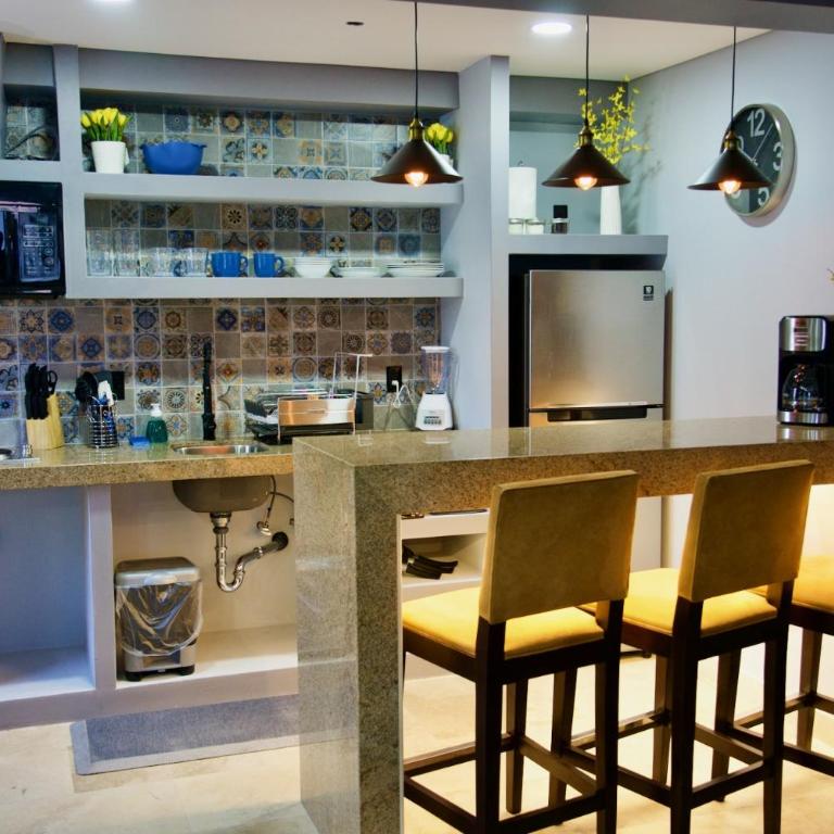 Rio Suites - Deluxe King Studio - 14