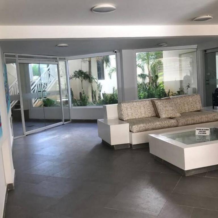 Apartamento con excelente ubicación BAYPOINT - Apartamento de 3 dormitorios - 19
