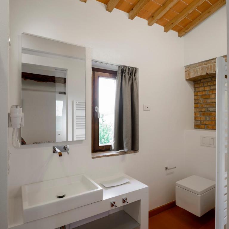 Tenuta Sovestro - Agriturismo e winery - Superior Double Room First Floor - 2