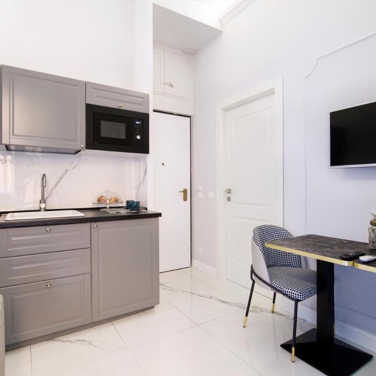 Rome Deluxe Apartments - Superior Apartment - 20