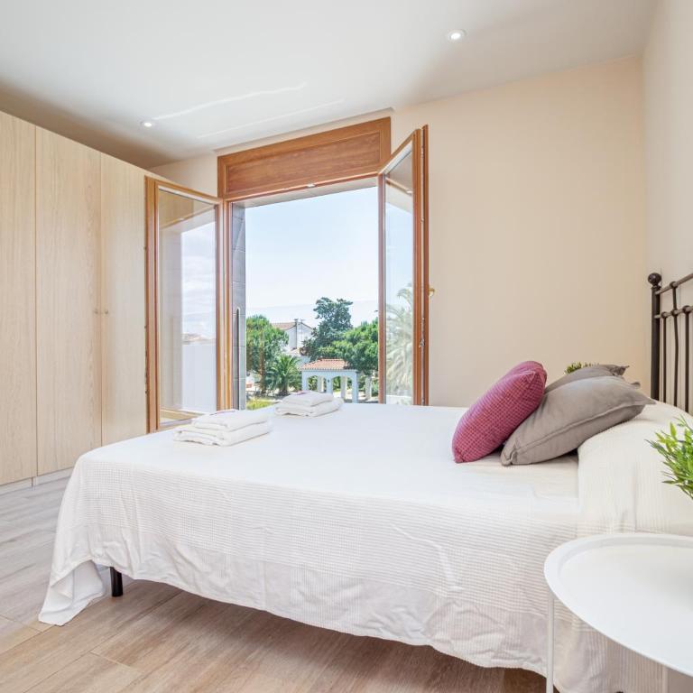 Apart-rent Casa al canal Llobregat 0106 - Villa con piscina privada - 28