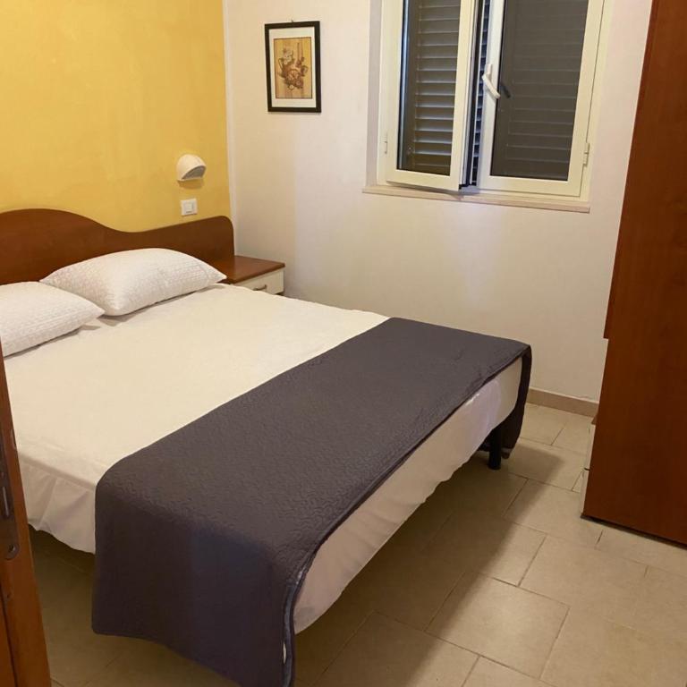 Appartamenti Vacanze Minervino - Appartamento con 2 Camere da Letto - 4