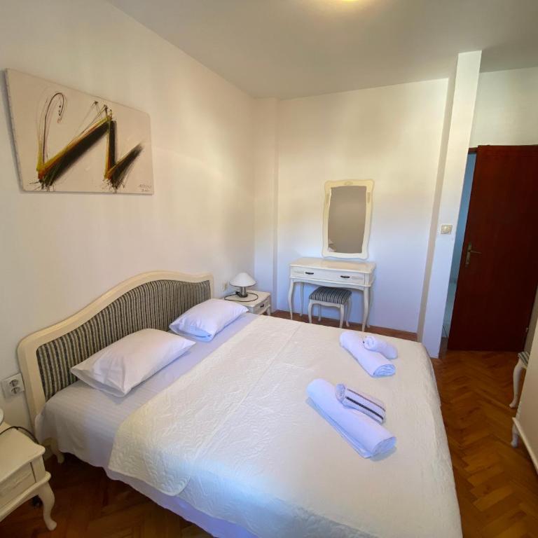 Katarina Apartments - Apartman s 1 Spavaćom Sobom i Balkonom - 5