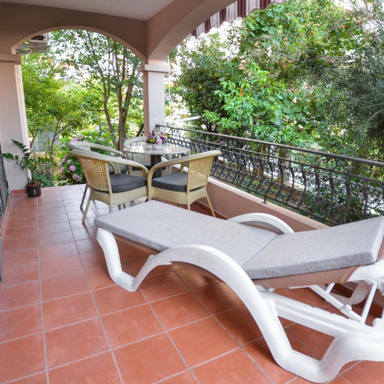 Apartments Petkovic Budva - Deluks Studio sa Bračnim Krevetom (King-size) - 13