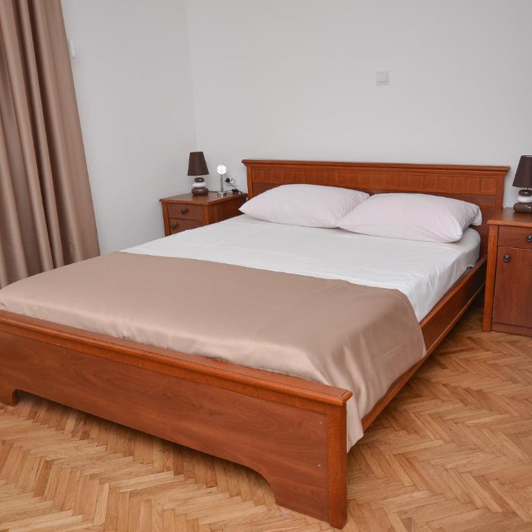 Apartments Petkovic Budva - Studio s Pogledom na Vrt - 7