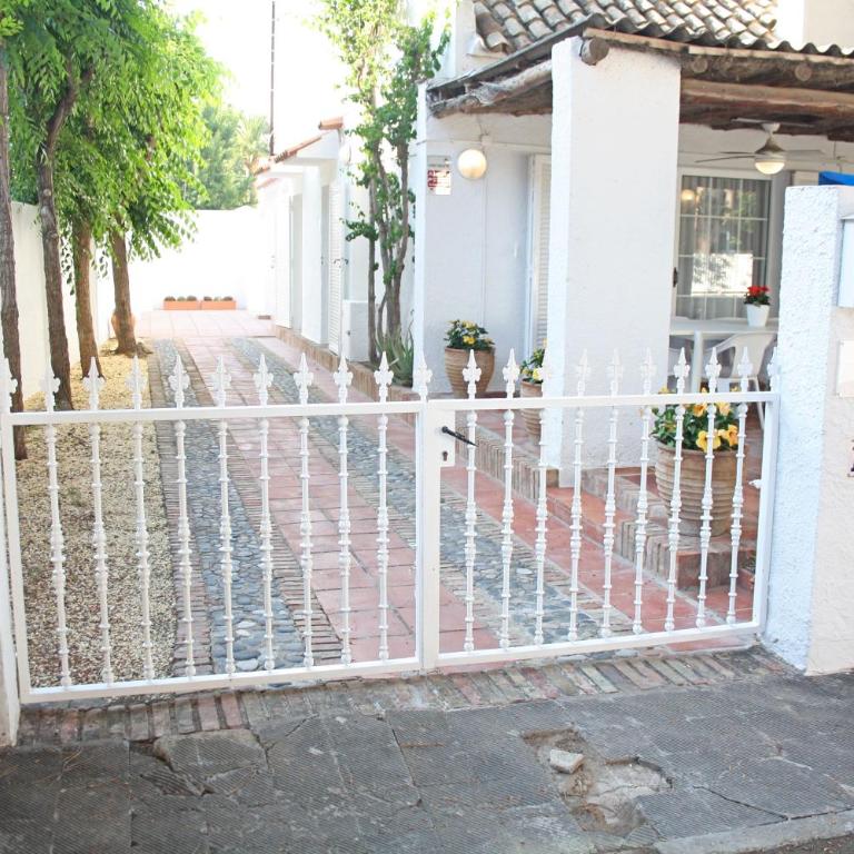 Lovely villa next to the beach - Vacation Home - 19