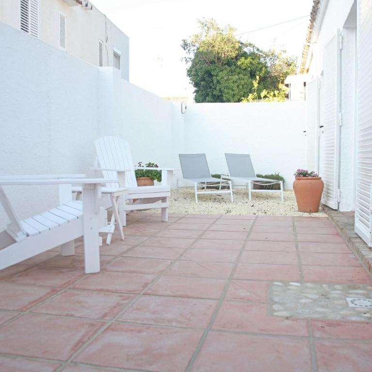 Lovely villa next to the beach - Vacation Home - 9