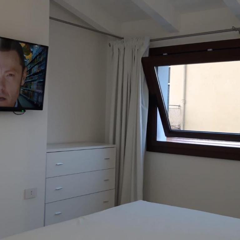 Barrile's - Suite Deluxe con Vasca Idromassaggio - 10