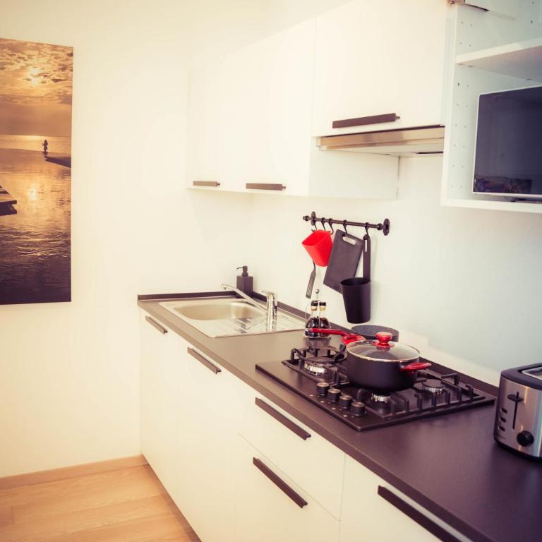 Residence Neverin Luxury Apartments-Private Garage - Appartamento Standard - 17