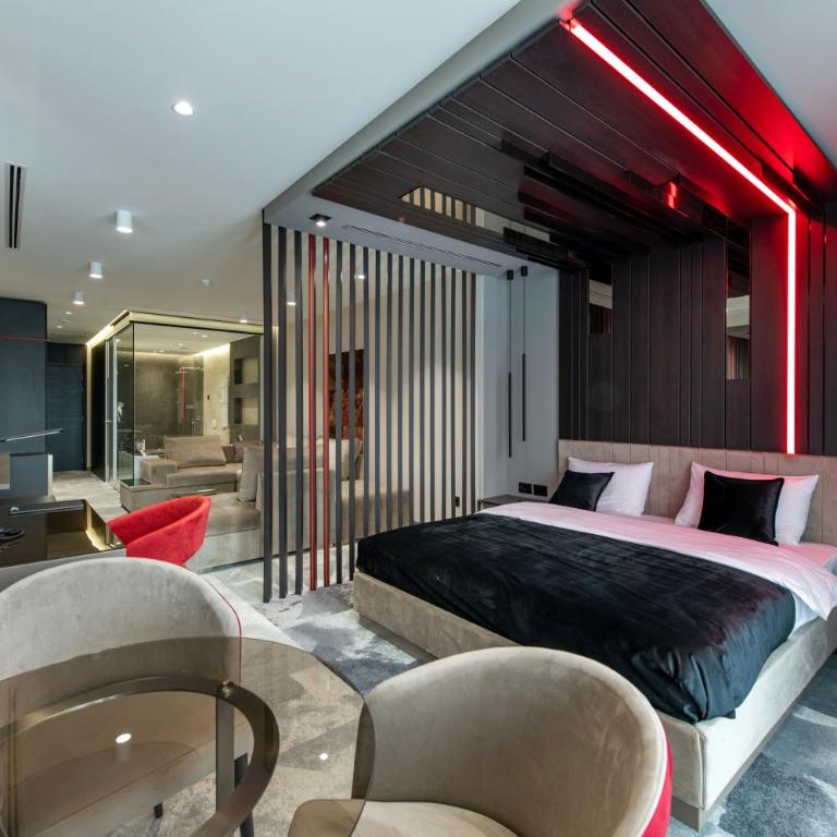 Hotel Ženeva Lux - Comfort One-Bedroom Suite - 13