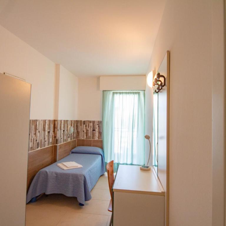 Hotel Ambra - Camera Singola con Balcone - 7