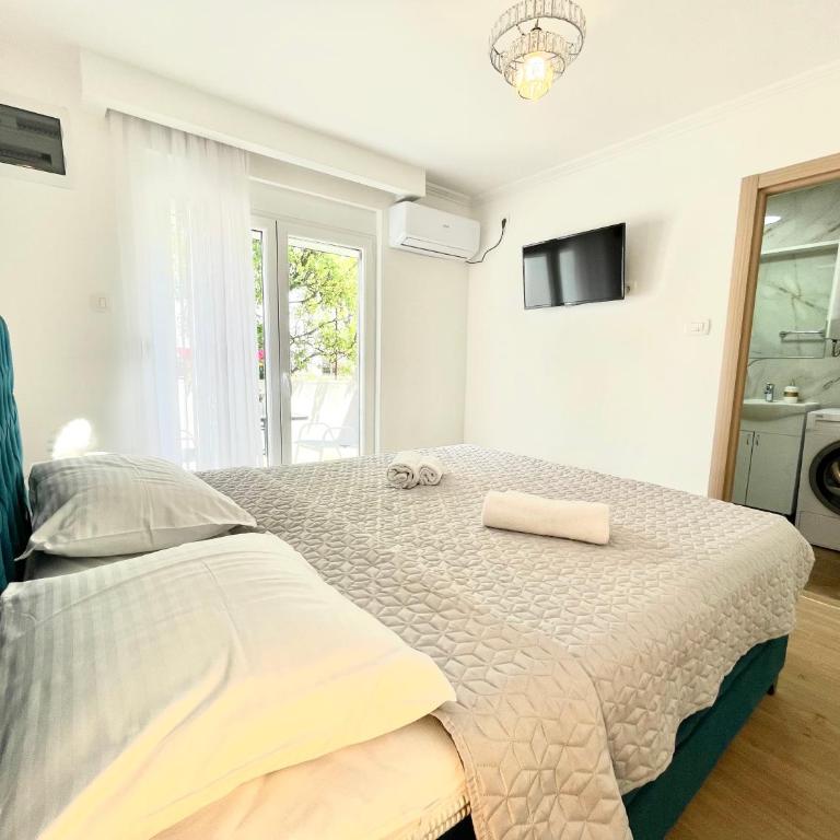 Parapid Apartments Budva - Studio sa Terasom - 6