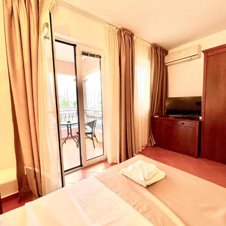 Apartments Petkovic Budva - Studio sa Terasom - 9