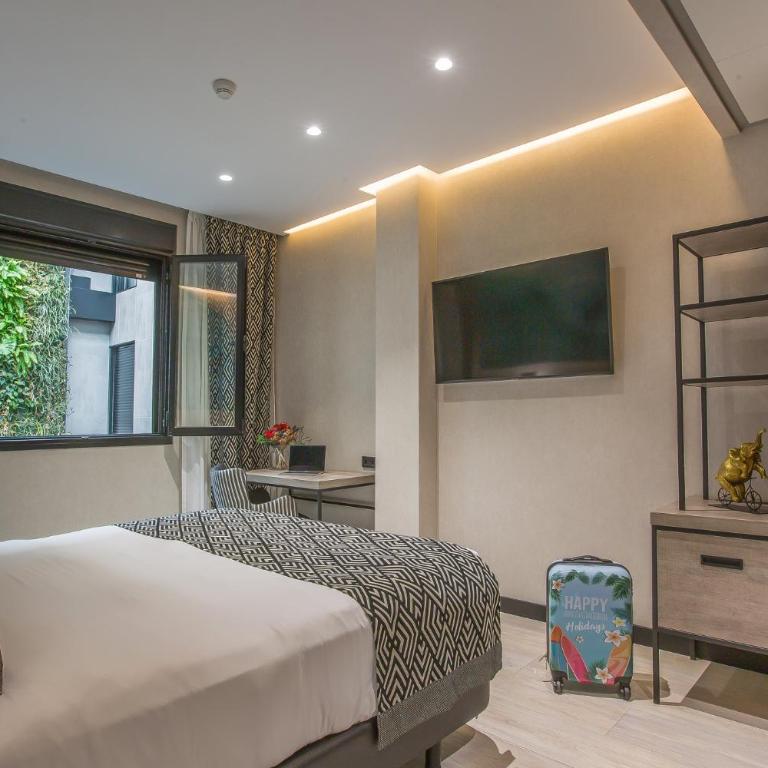 Hotel Brö-Adults Recommended - Habitación con cama grande y vistas al jardín - 7