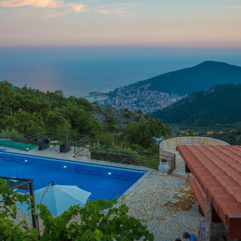 Villa Marija **** with private pool - Vila - 1