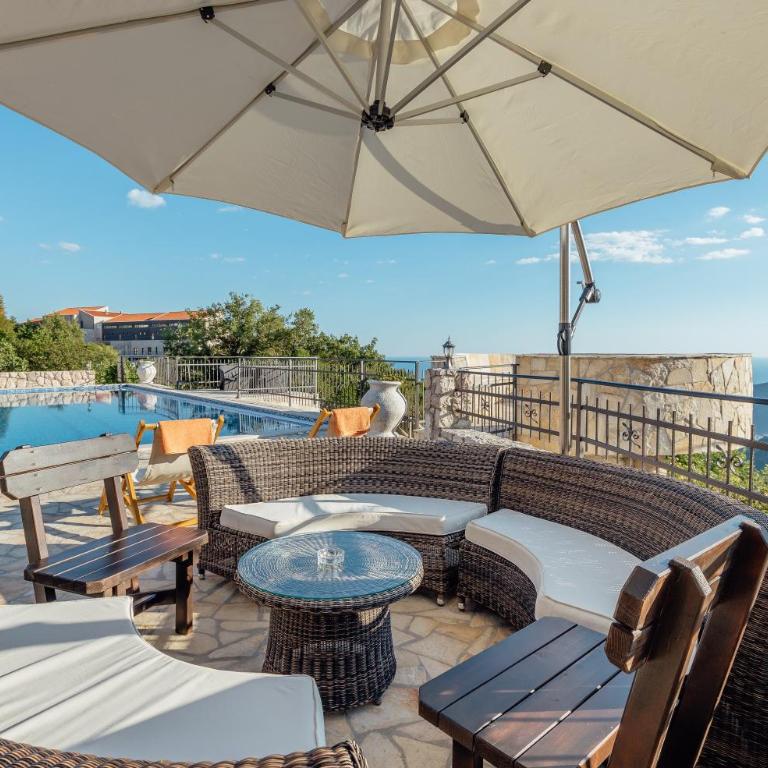 Villa Marija **** with private pool - Vila - 2