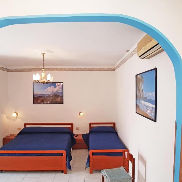 Casa Vittorio B&b - Triple Room with Terrace - 2