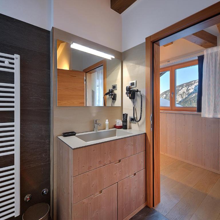 Hotel Madonna delle Nevi - Suite con Vista Montagna - 2