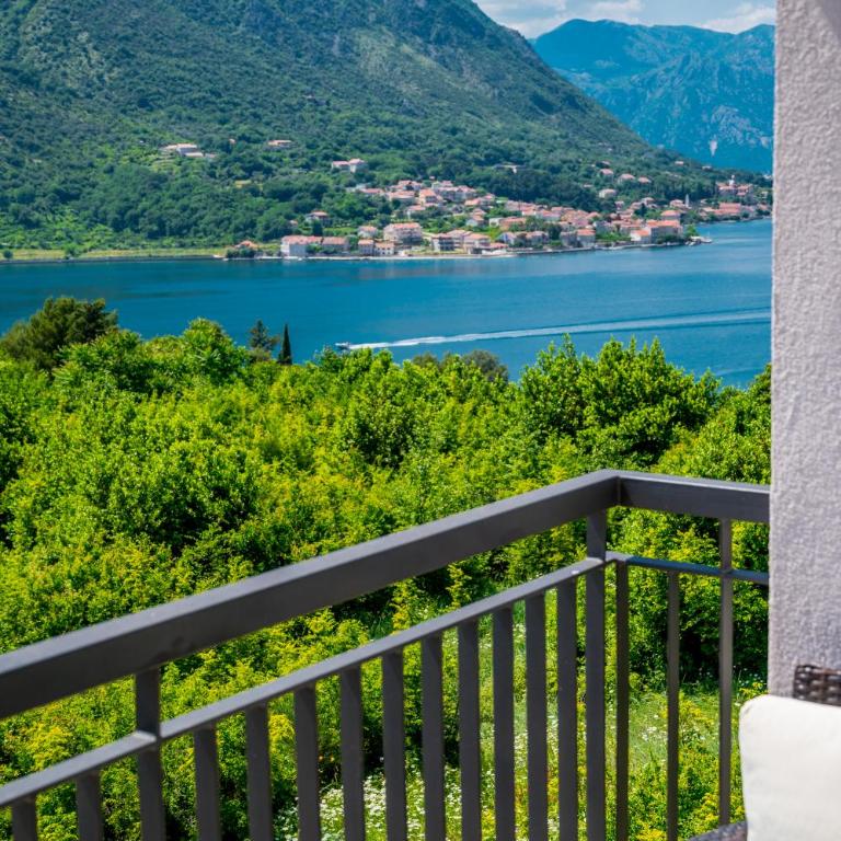 Montefiori Lux View Apartment - Apartment with Sea View - 15