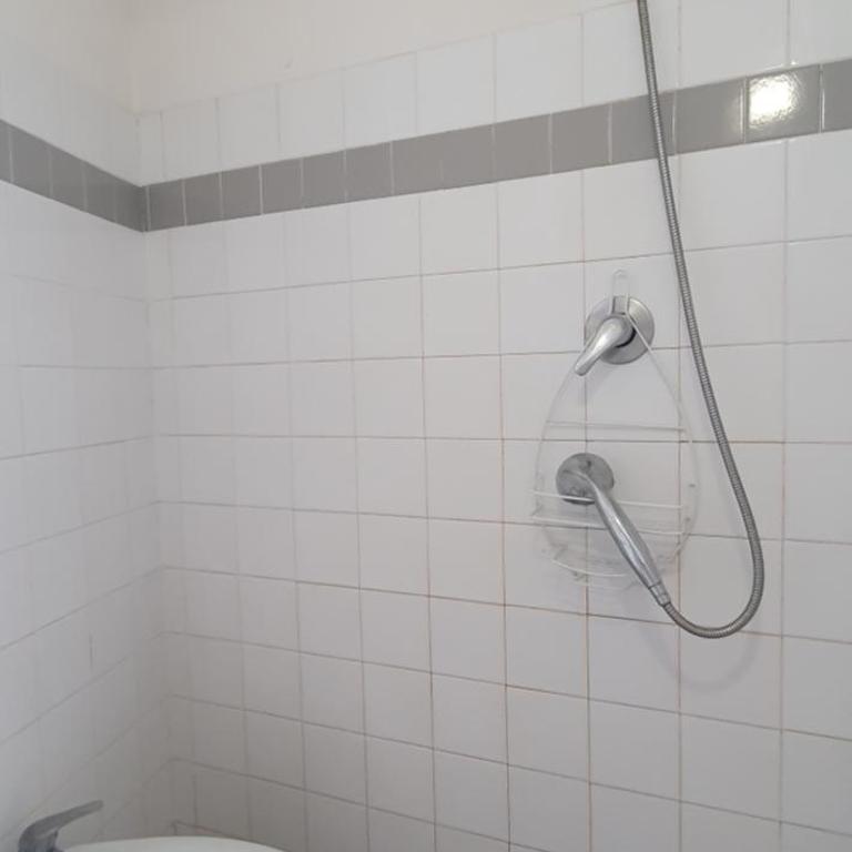 Arix Hotel - Camera Tripla - 3