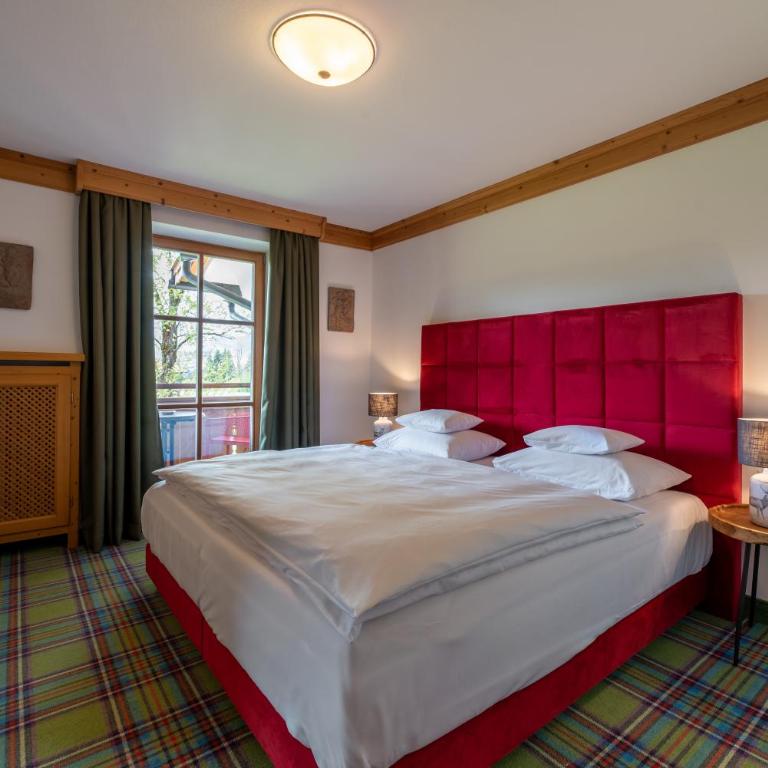 Relais & Châteaux Gut Steinbach Hotel Chalets SPA - Superior Doppelzimmer - 2