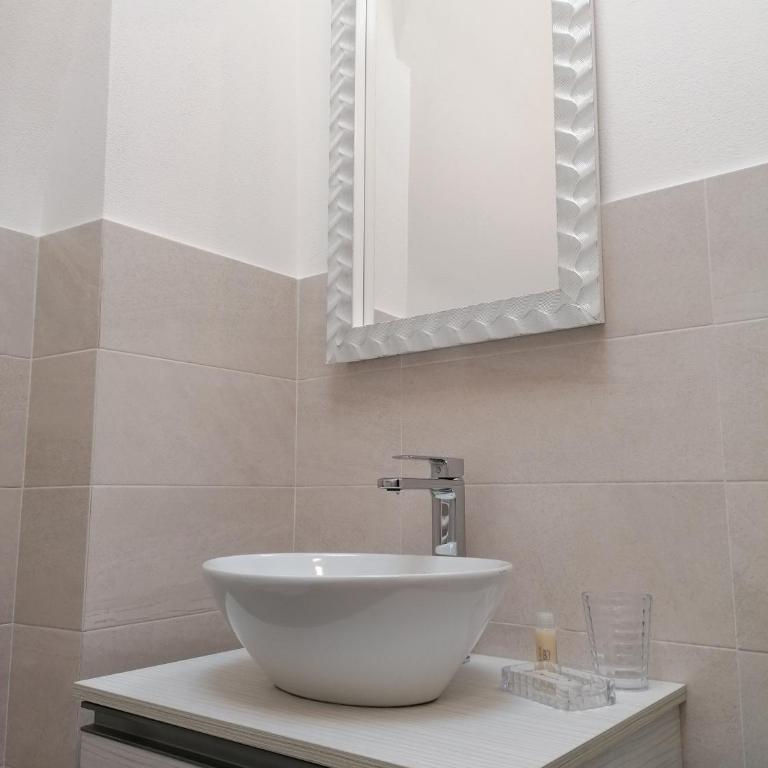 P in centro - Appartamento con 2 Camere da Letto - 16