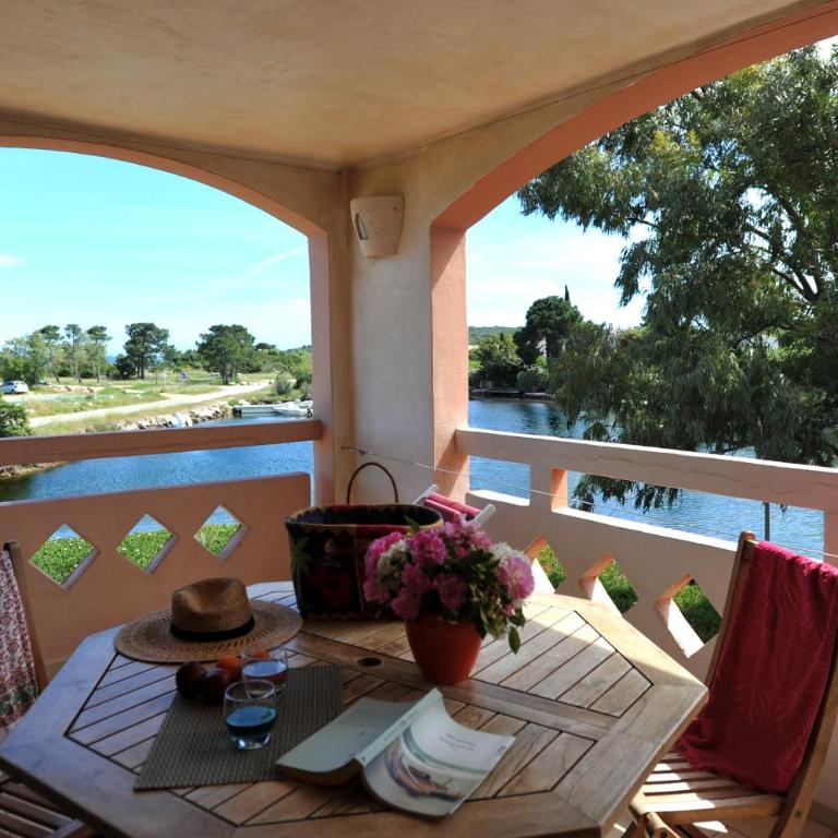 Cala di Sole Lecci - Appartamento su 2 Livelli con Vista Mare - 4