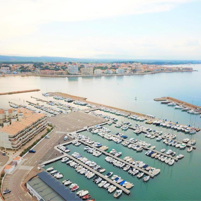 Villa Mar Air conditioning ,Parking - Villa Superior - 27