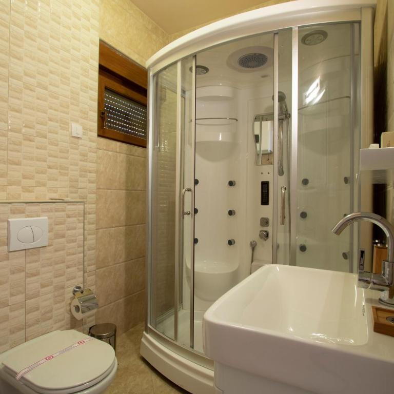 Royal Bay - Three-Bedroom Apartment - 15