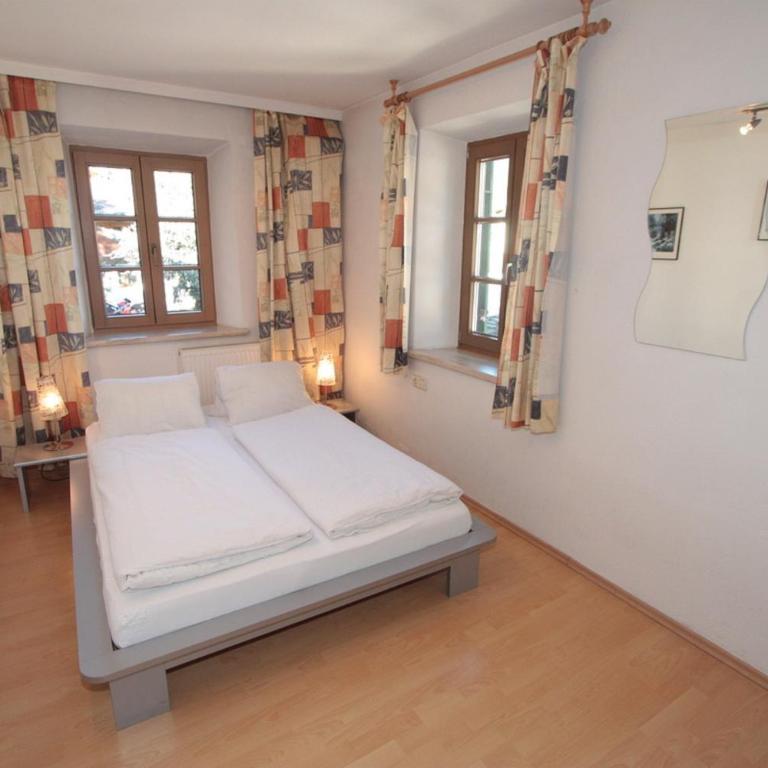 Stanzl Haus - Apartment mit 3 Schlafzimmern und Balkon - 1