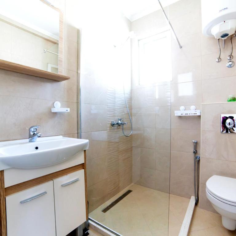 Apartments Hoxha - Deluks Trokrevetna Soba - 7