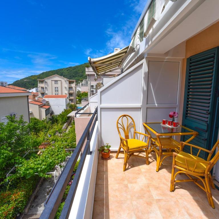 Apartmani Soljaga - Double Room with Balcony - 6