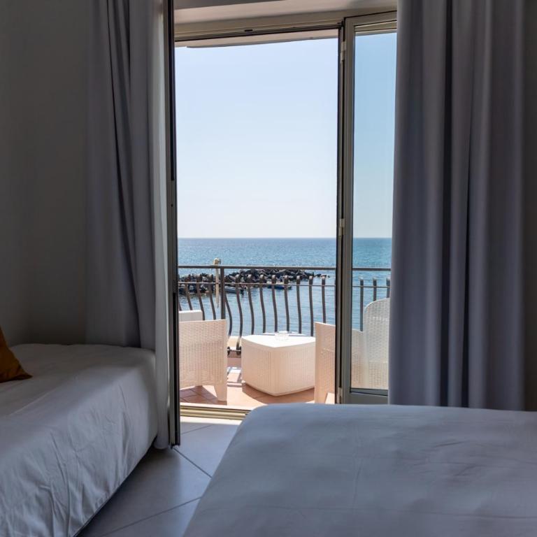Teddu B&B - Camera Deluxe Matrimoniale con Vista Mare - 9