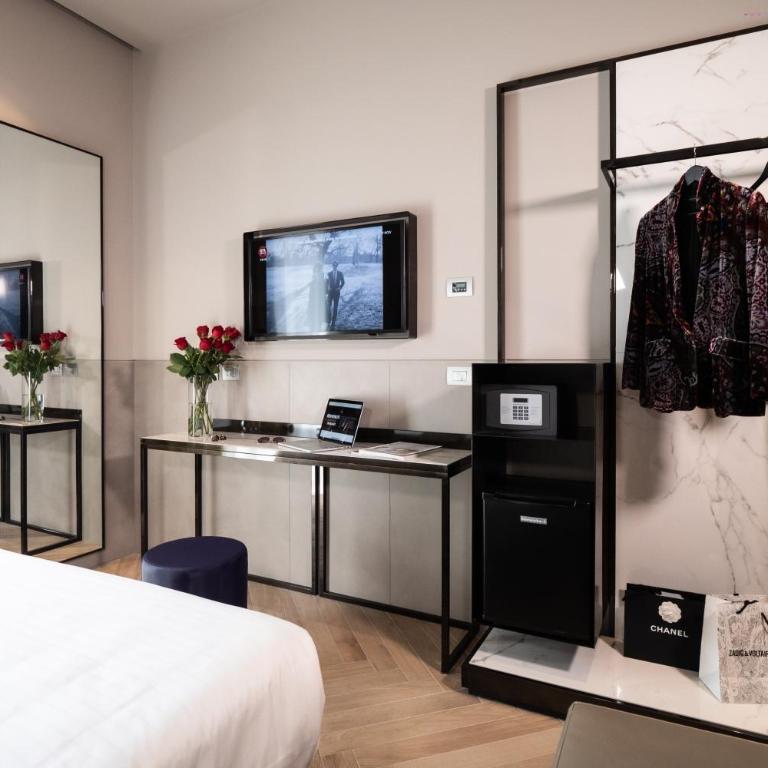 Heart Hotel Milano - Camera Matrimoniale con Balcone - 6