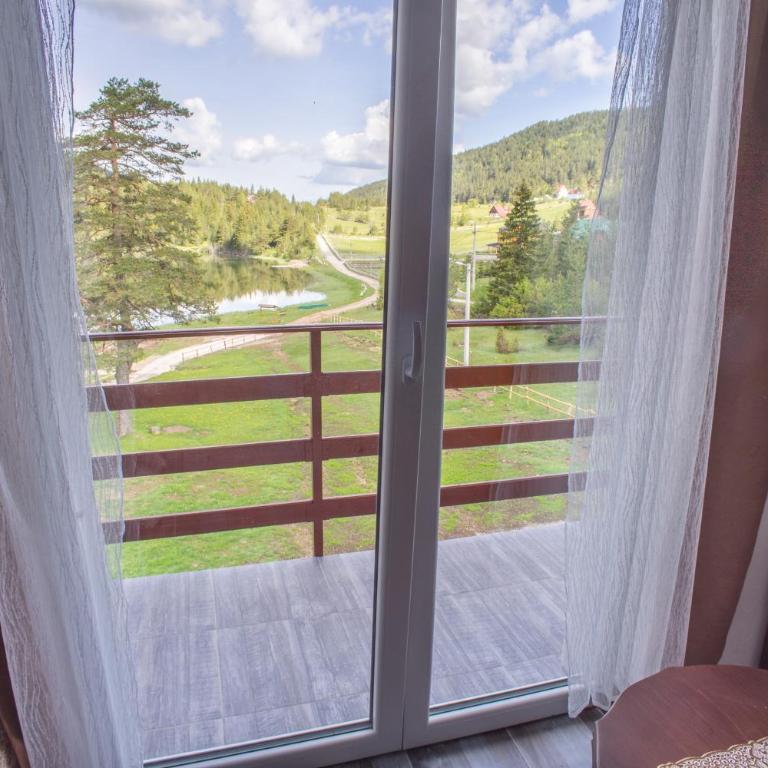 Apartmani JEZERO - Apartment with Lake View - 43