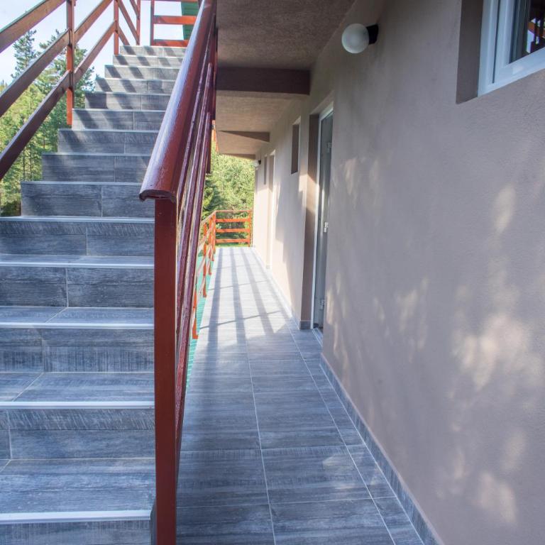 Apartmani JEZERO - Apartment with Lake View - 45