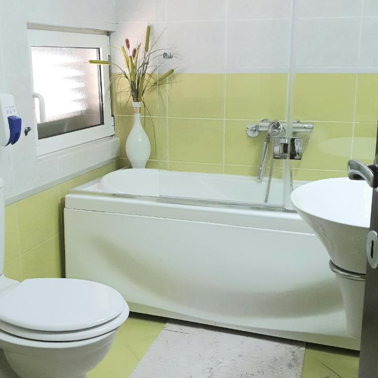 Apartman Anja - Deluxe Family Suite - 9