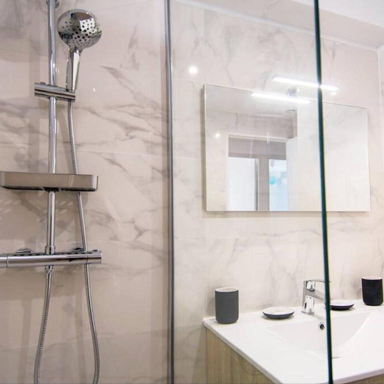 LA FABRIQUE GARE ST CHARLES - 2 balcons - 5min de la Gare - by experienceimmo - Appartement - 36